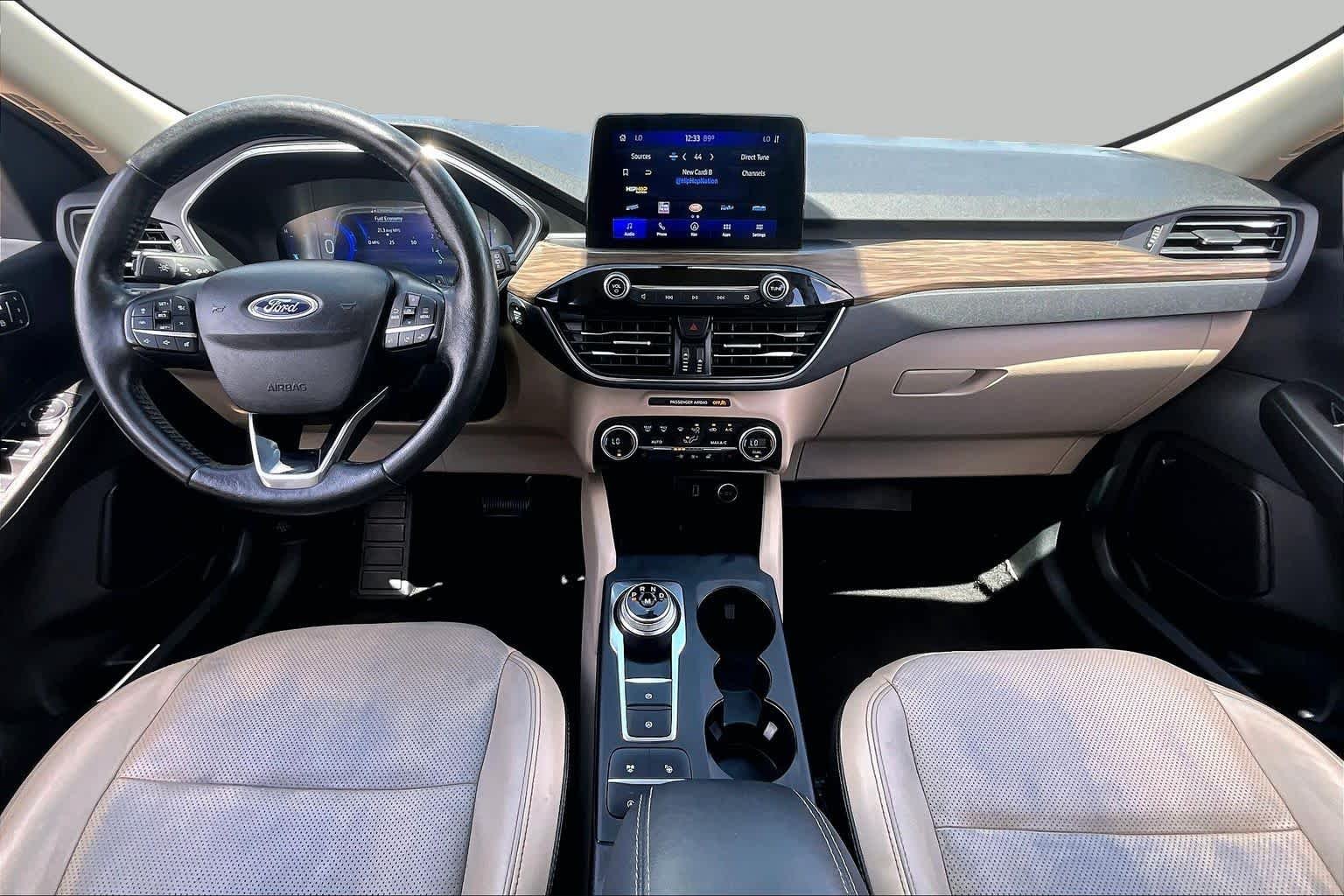 Used 2020 Star White Metallic Tri-Coat Ford Titanium image 16