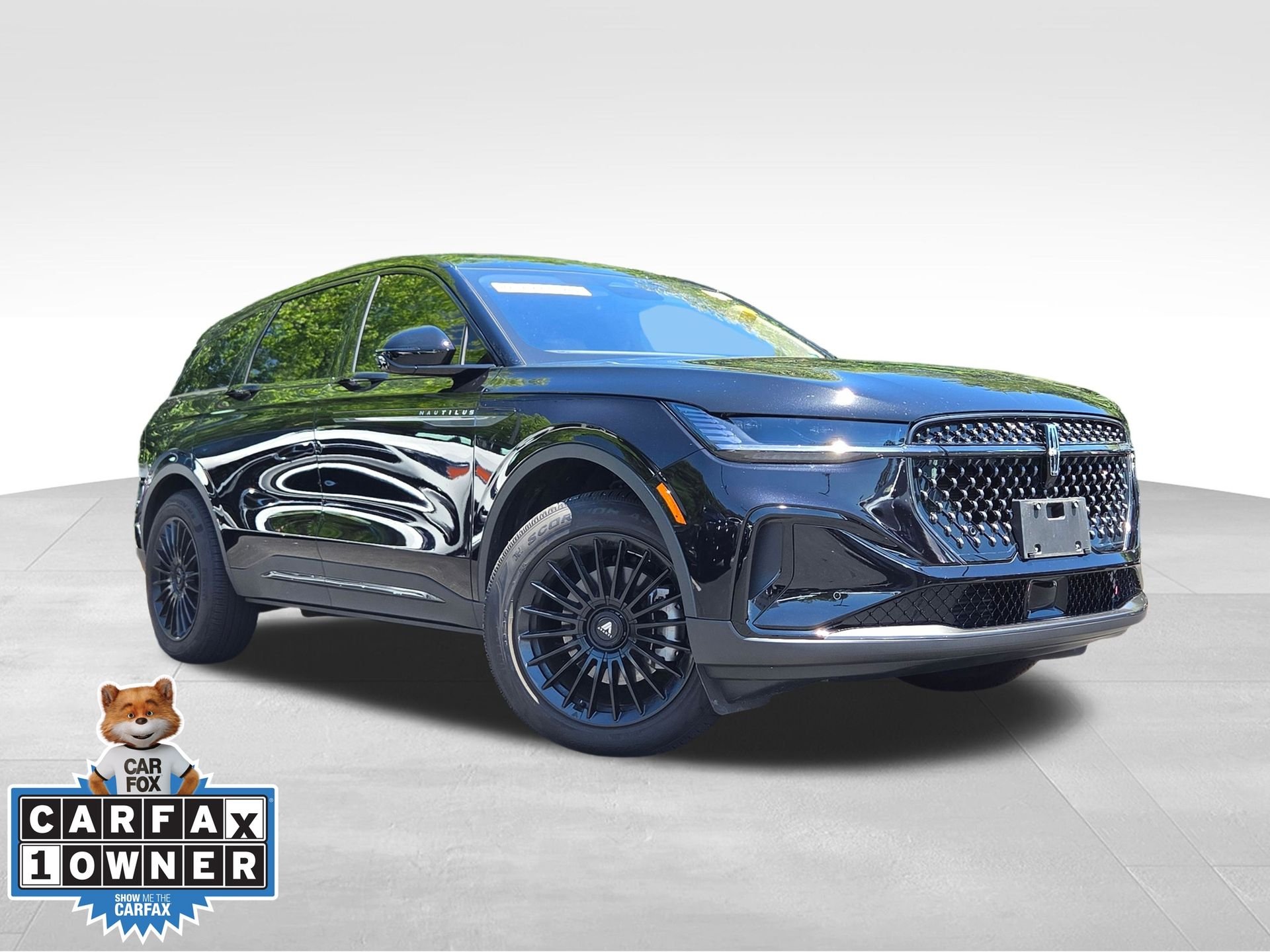 2025 Lincoln Nautilus Premiere AWD's photo
