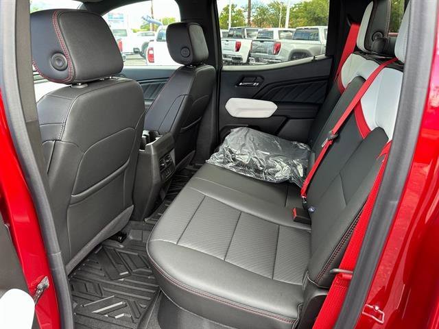 2026 GMC Canyon AT4X - Photo 8