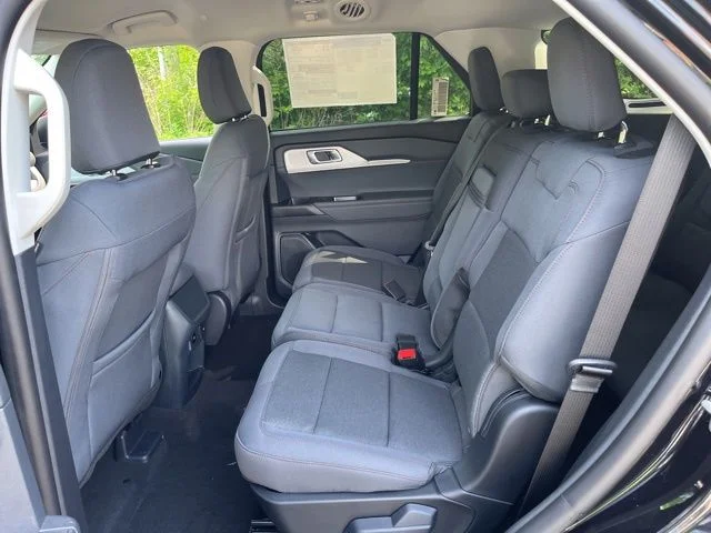 New 2026 Agate Black Metallic Ford Active image 40