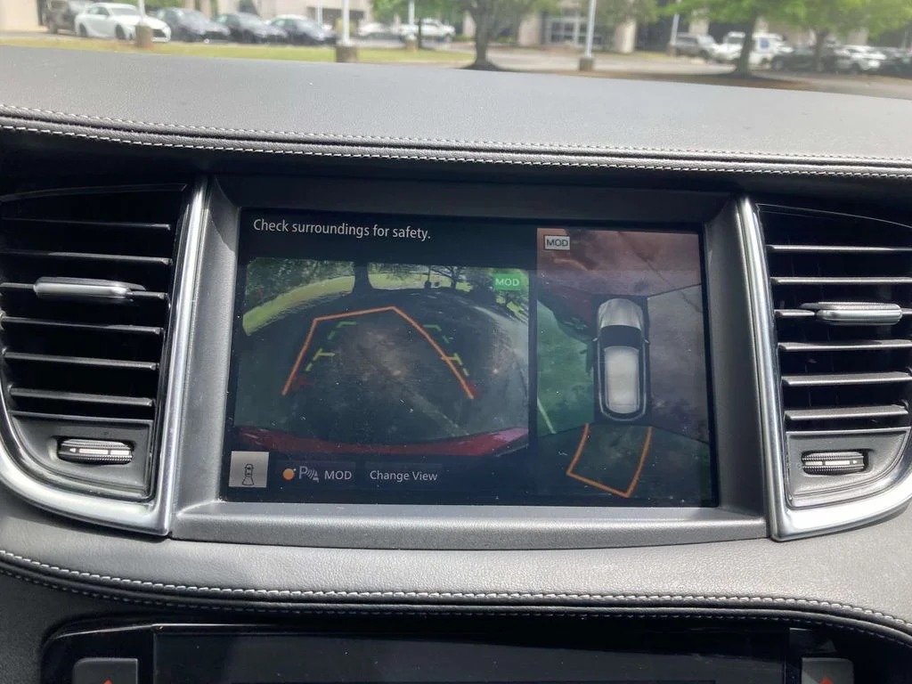 Used 2021 Red INFINITI Sensory image 16