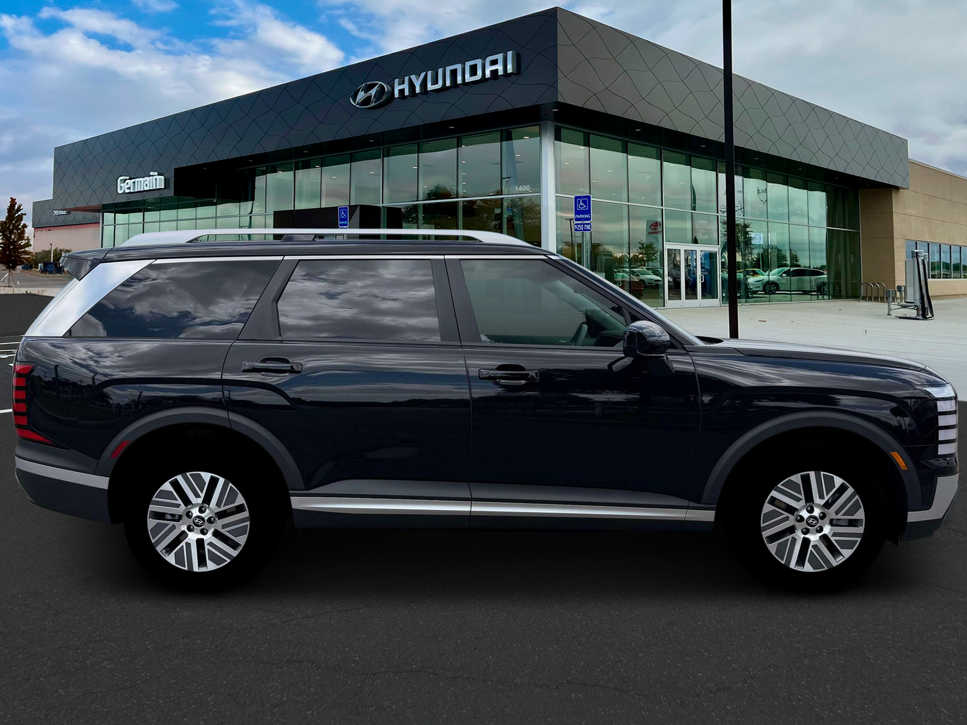 New 2026 Abyss Black Pearl Hyundai Blue SEL 7P image 9