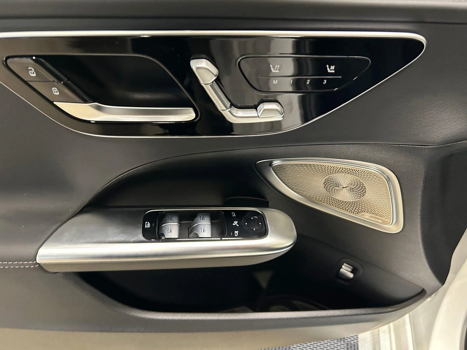 New 2026 Polar White Mercedes-Benz C 300 image 12