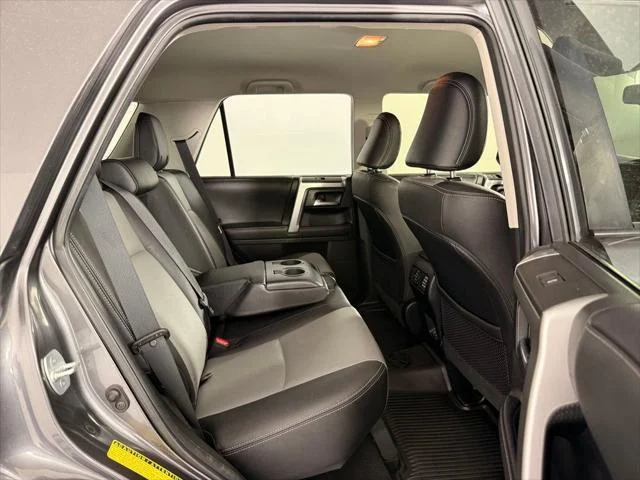 Certified Used 2020 MAGNETIC GRAY MET. Toyota  image 19