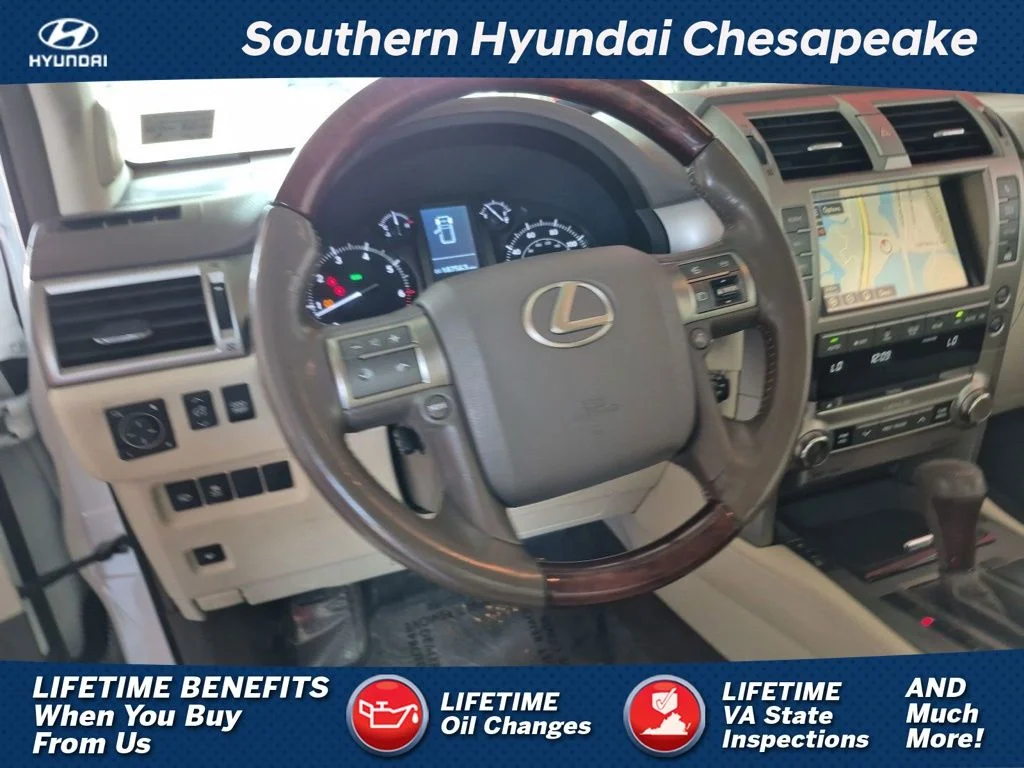 Used 2017  Lexus 460 image 1