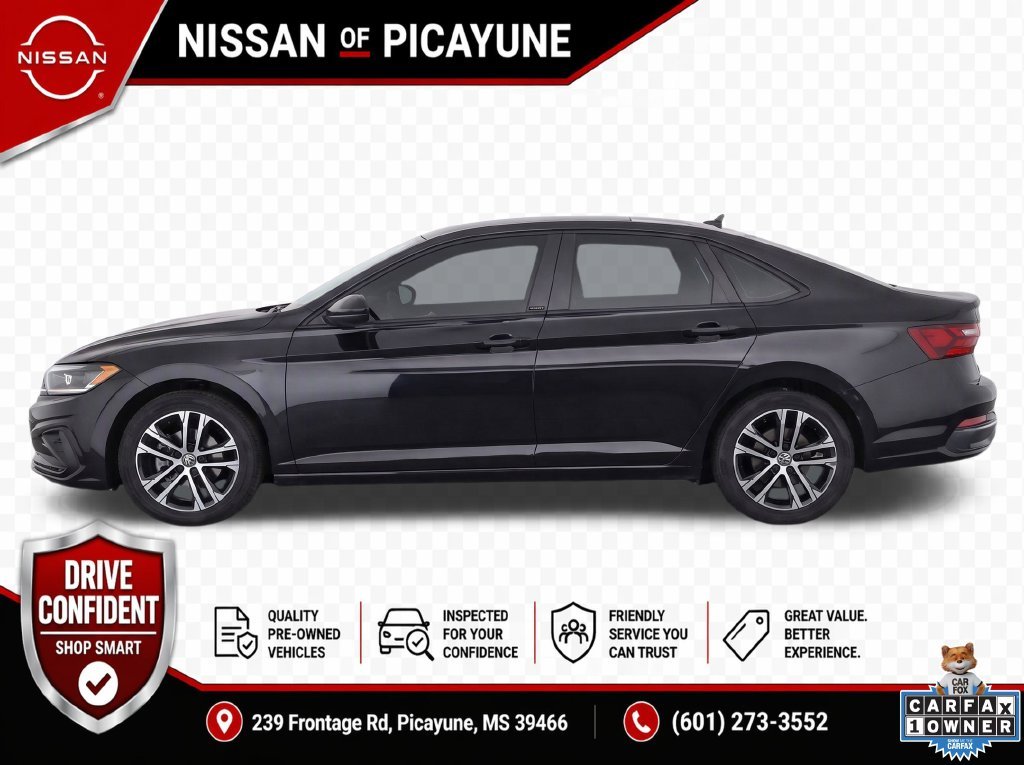 Used 2025 Black Volkswagen 1.5T Sport image 2