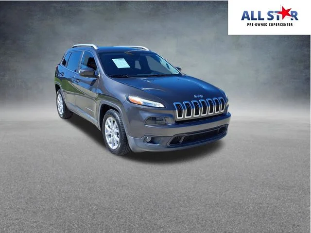 2017 Jeep Cherokee Latitude's photo