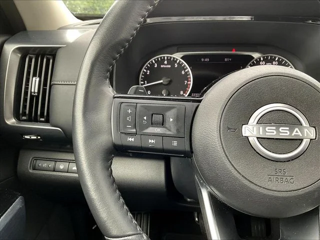 Used 2024 Black Nissan SL image 13