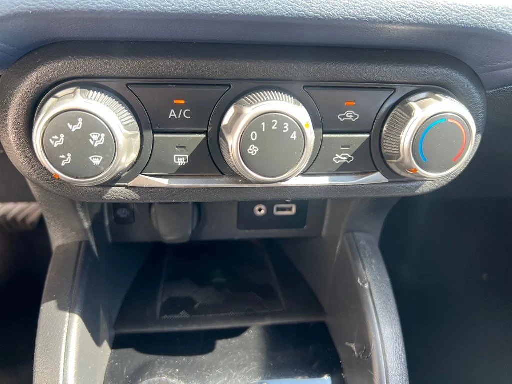 Used 2023 Gun Metallic Nissan 1.6 SV image 15