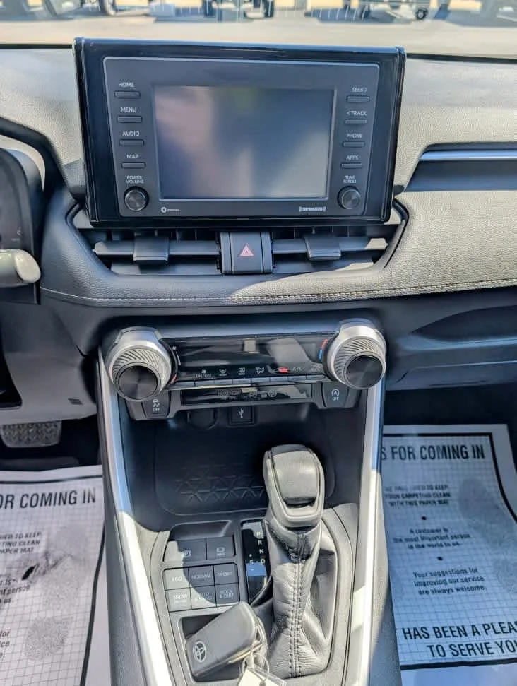 Used 2021 Magnetic Gray Metallic Toyota LE image 11