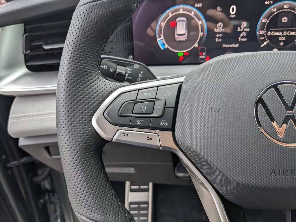 New 2026 Gray Volkswagen SE R-Line Black image 28