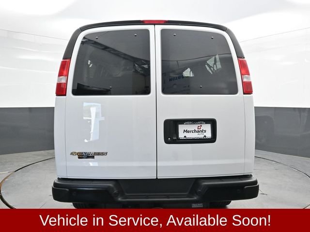 Used 2024 White Chevrolet LS image 43