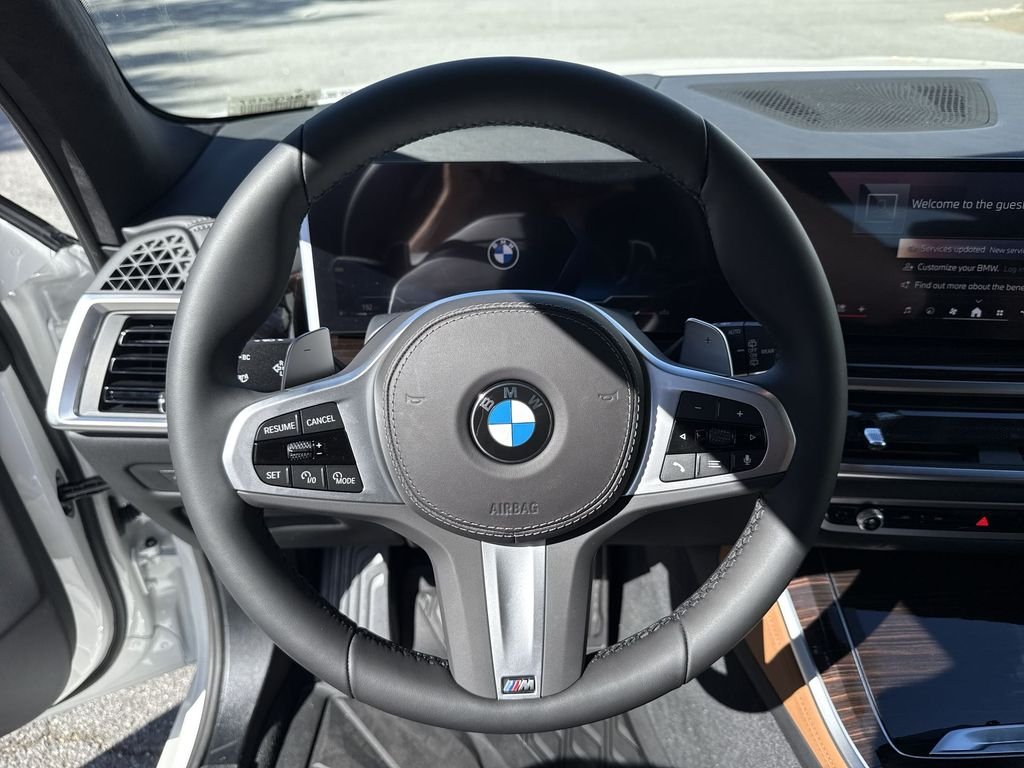 New 2026 White Metallic BMW xDrive40i image 14