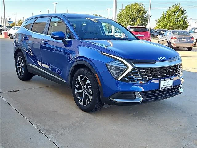 Used 2025 Sapphire Blue KIA EX Front-Wheel Drive image 4