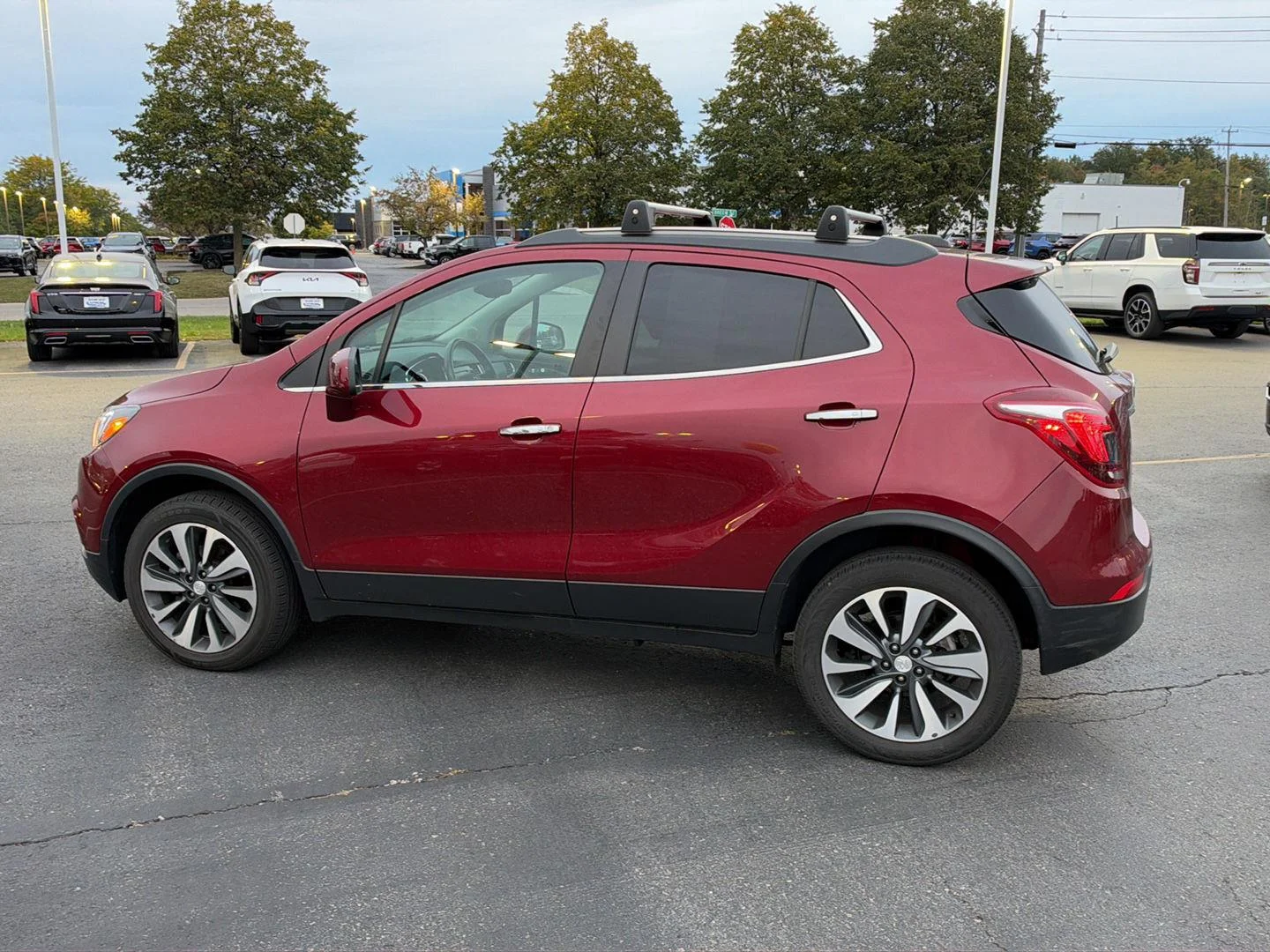 Used 2022 Cinnabar Metallic Buick Preferred image 4