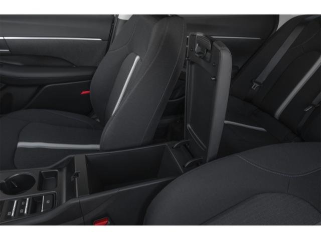 New 2027 Aero Silver Hyundai SE image 13