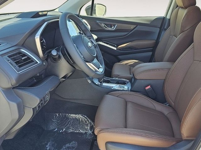 New 2026 CRYSTAL WHITE PEARL Subaru Touring 7-Passenger image 25