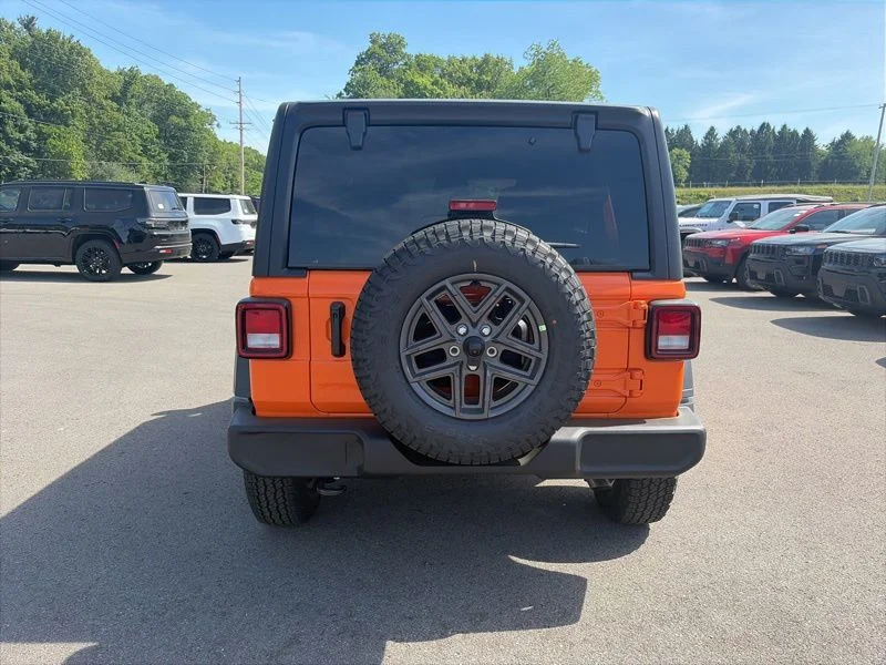 New 2026 Joose Exterior Paint Jeep Sport S image 4