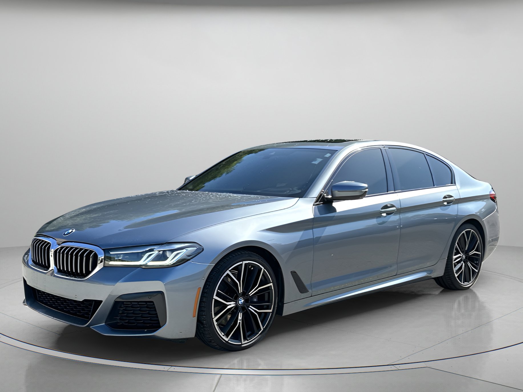 2021 BMW 5 Series 530i Sedan's photo
