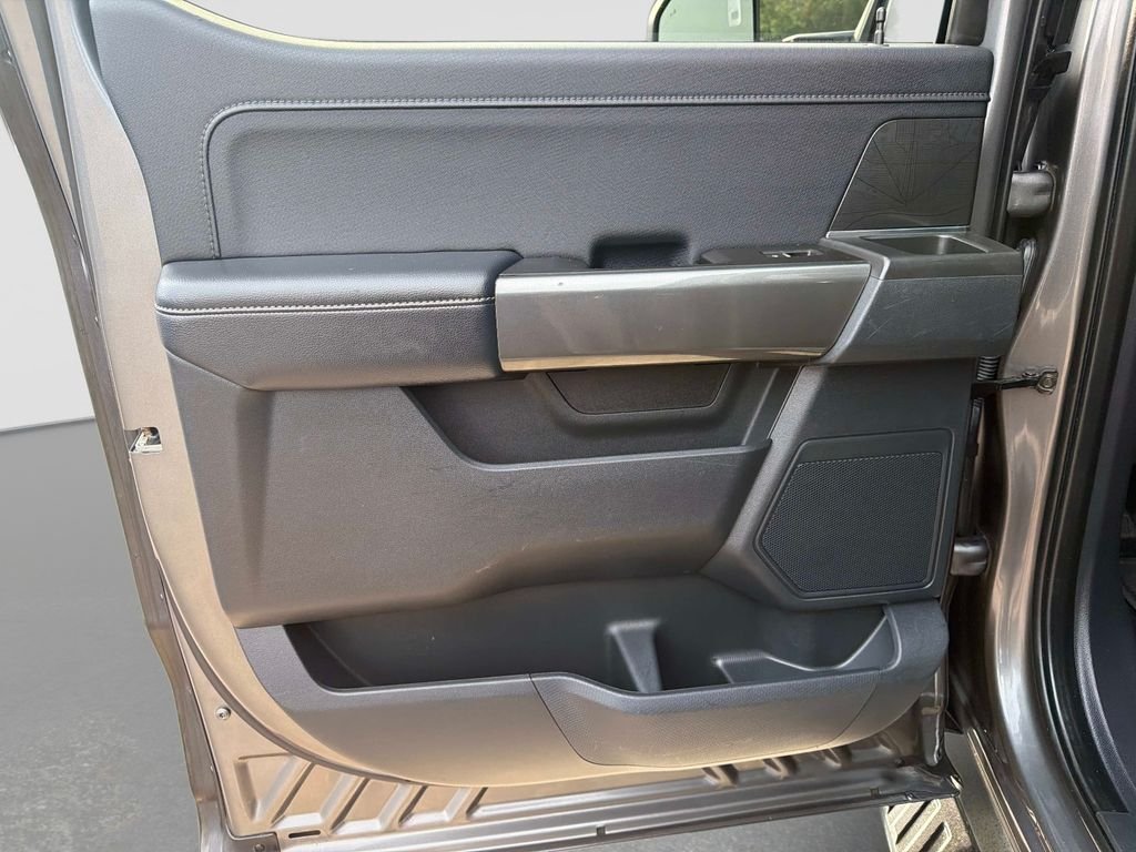 Used 2022 Gray Ford XLT image 13
