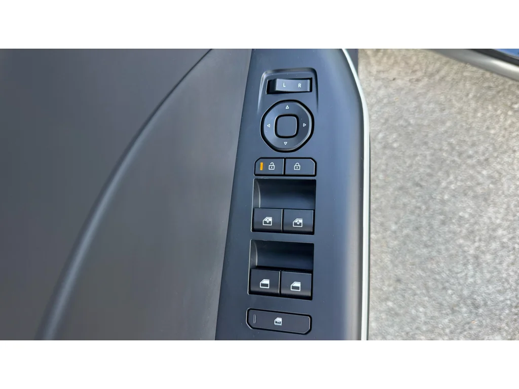 New 2026 Gry Kia GT-Line image 26