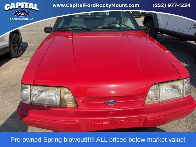 Used 1993 Red Ford LX image 1