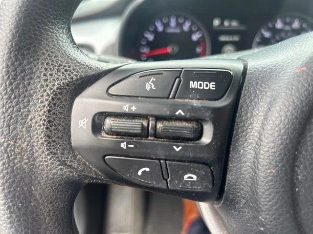 Used 2023 White Kia S image 13