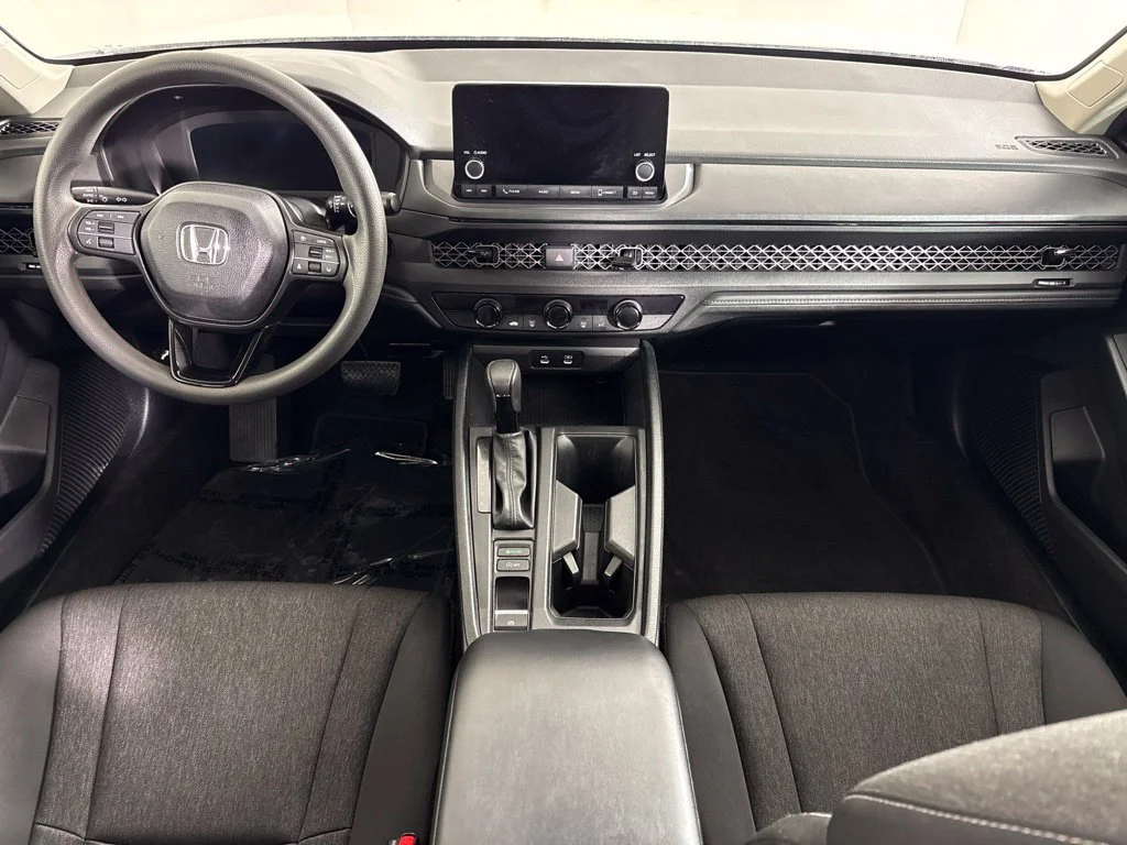 Used 2024 White Honda LX image 15