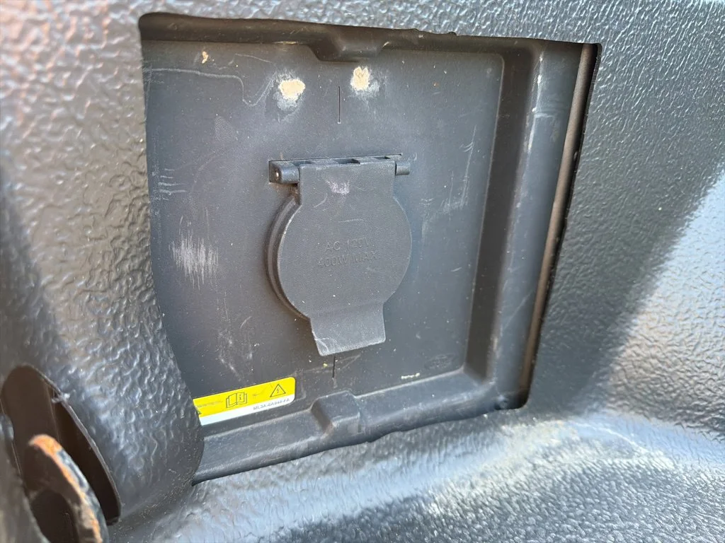 Used 2022 Carbonized Gray Metallic Ford XLT image 9
