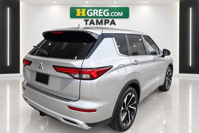 Used 2024 Alloy Silver Metallic Mitsubishi SE Black Edition image 4