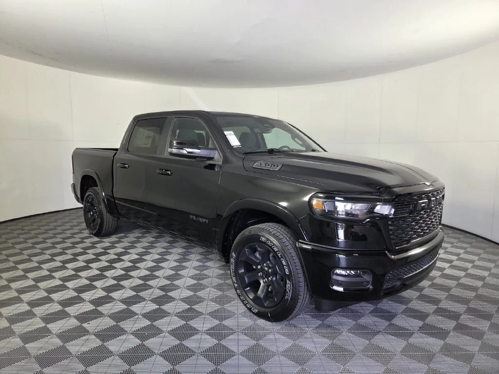 New 2026 Diamond Black Crystal Pearl-Coat Exterior Paint RAM Big Horn image 2