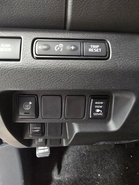 New 2026 Bluestone Pearl Nissan Crew Cab SV image 15