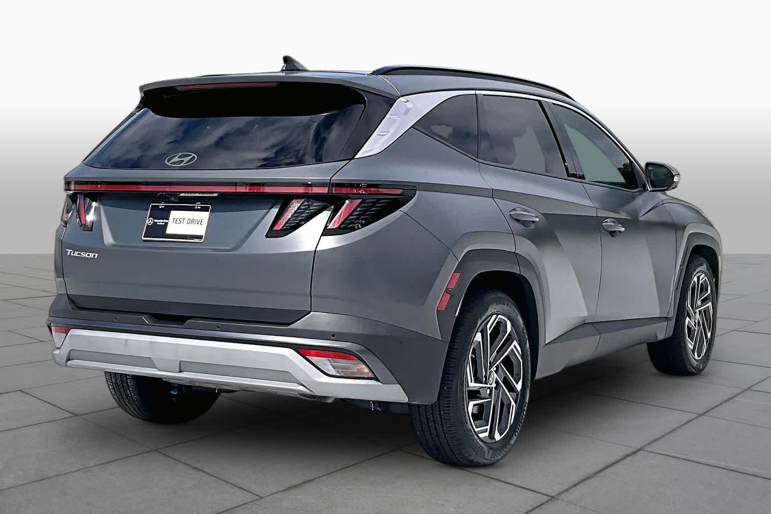 Used 2025 Ecotronic Gray Matte Hyundai Limited image 12