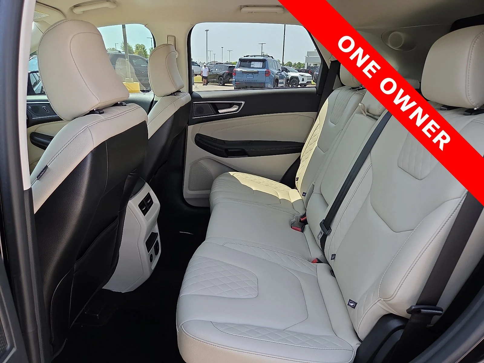 2023 Ford Edge Titanium - Photo 10
