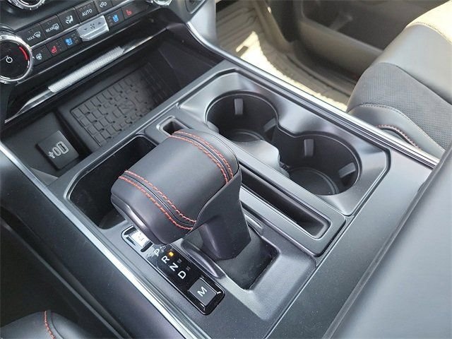 2025 Ford F-150 Raptor - Photo 12