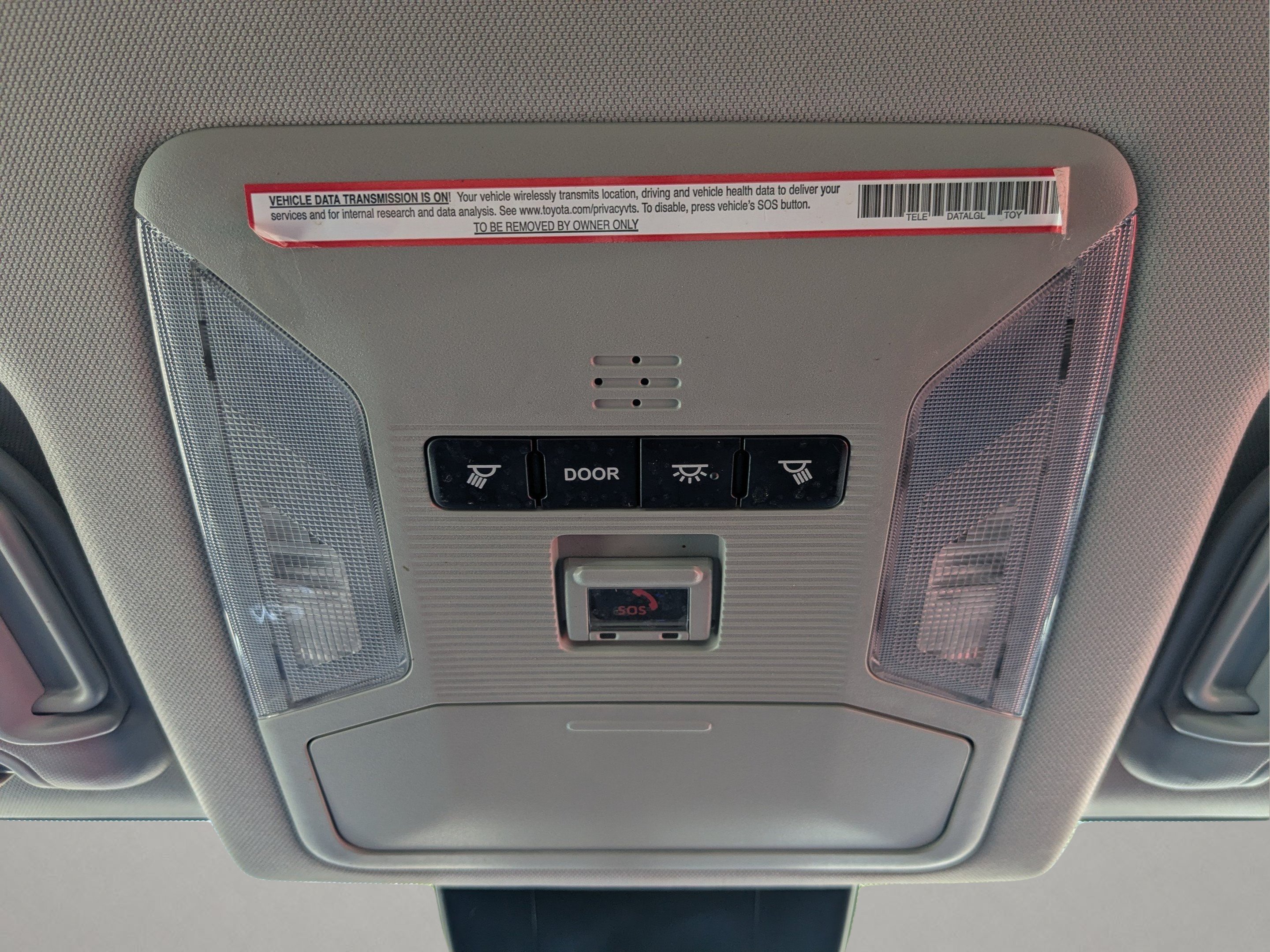 2021 Toyota RAV4 XLE - Photo 22