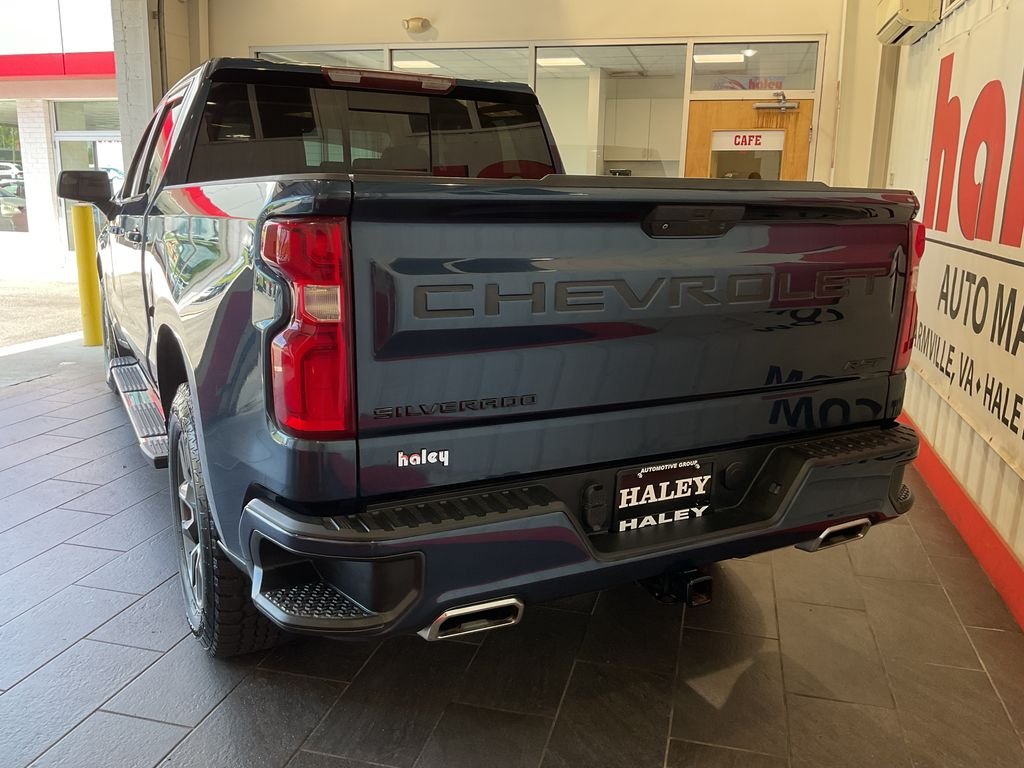 Used 2021 Blue Chevrolet RST image 6