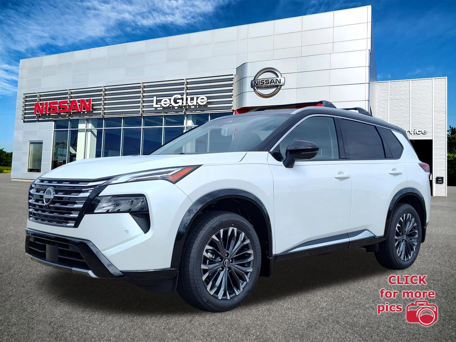 2026 Nissan Rogue Platinum AWD's photo