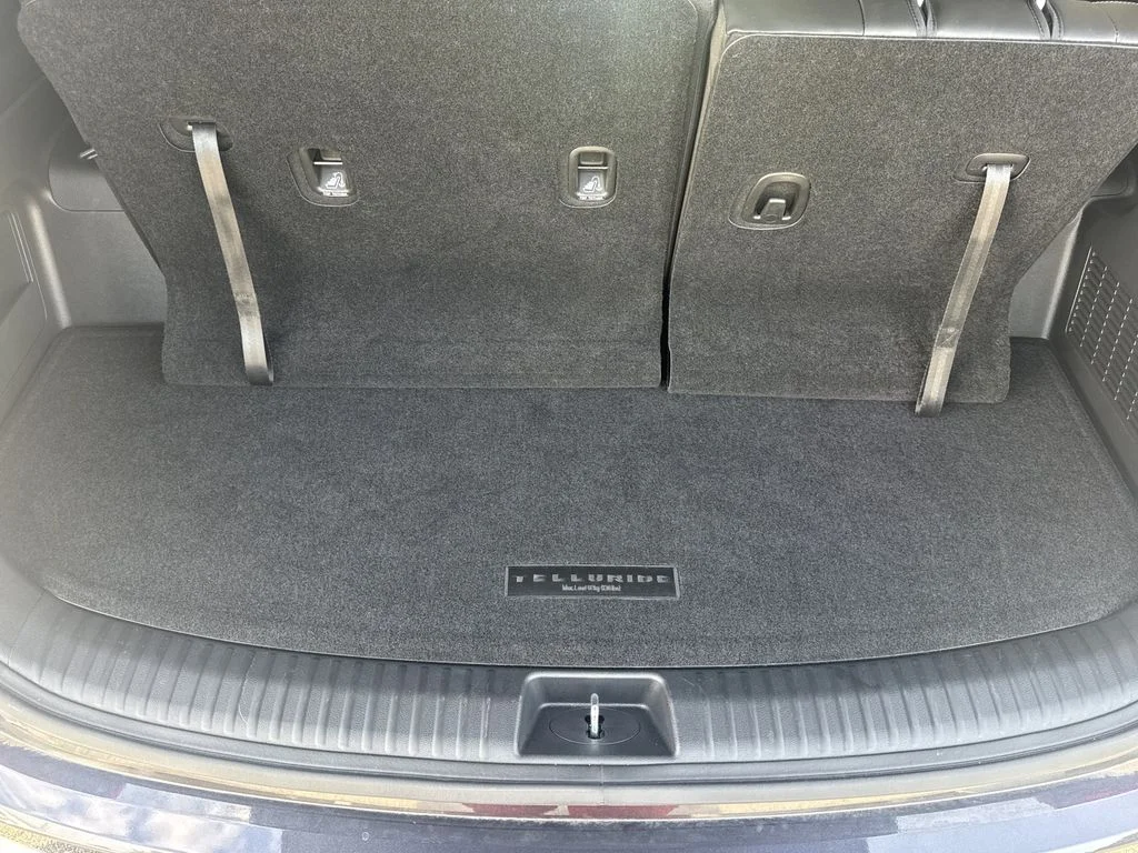 Used 2025 Gray Kia S image 18