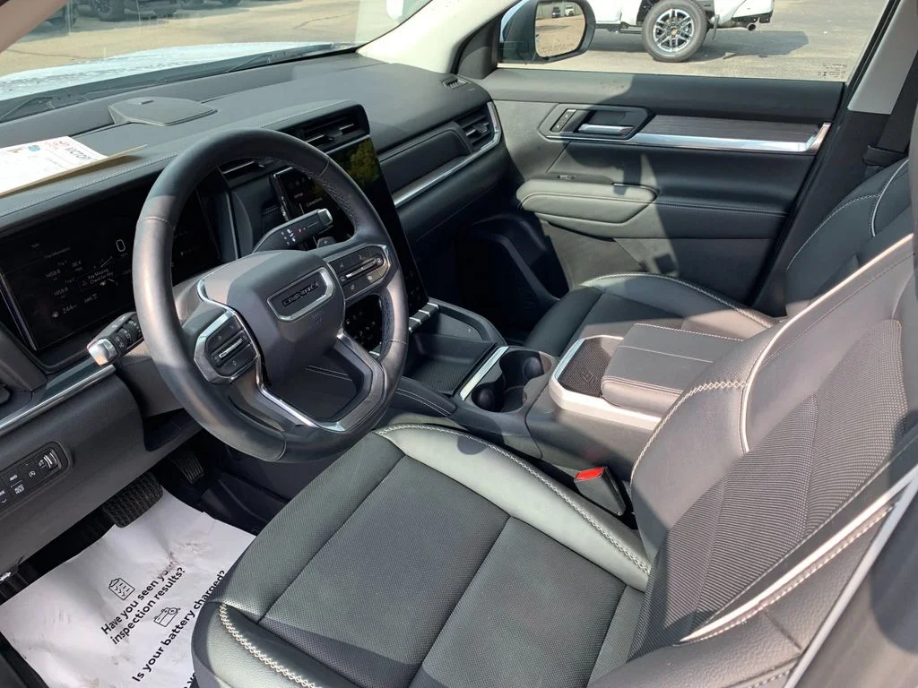 Used 2026 White GMC Denali image 11