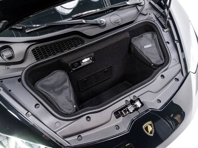 Used 2018 Black Lamborghini  image 40