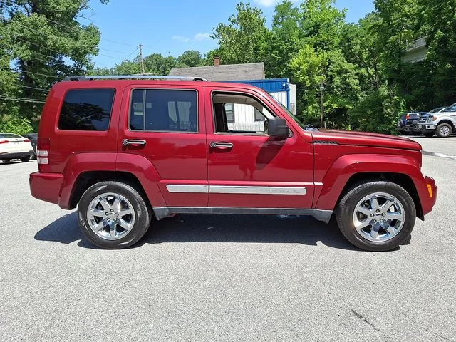 Used 2011 Red Jeep Limited image 9
