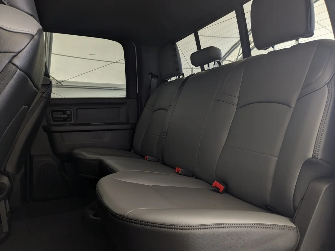 New 2026 White RAM Tradesman - - 4x4 - 6.7L Cummins Diesel - 5th Wheel Prep - 12 Uconnect Nav - Tow Mirrors & More! image 26
