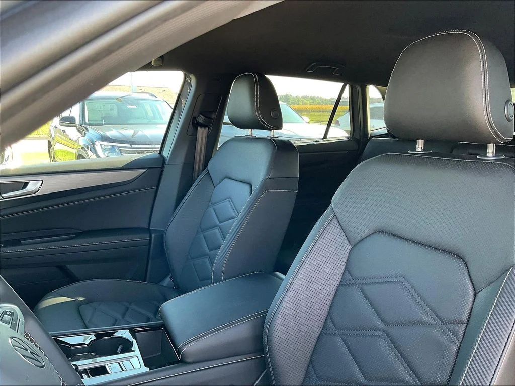 New 2026 Gray Volkswagen SE w/Technology image 5