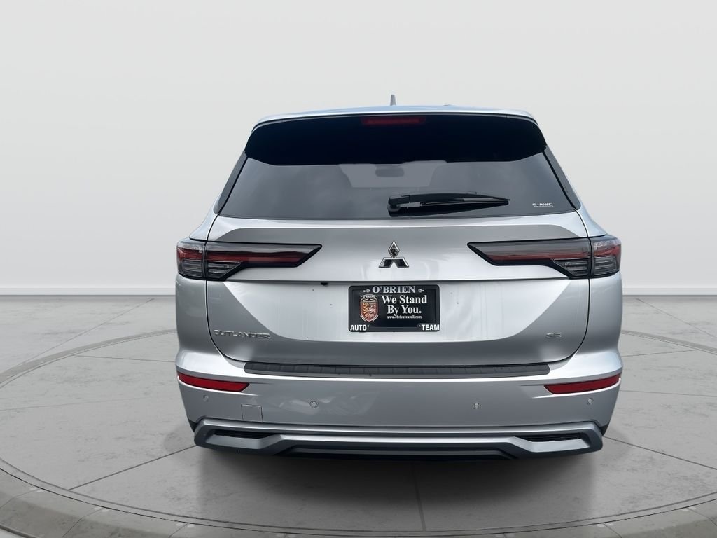 2026 Mitsubishi Outlander SE - Photo 11