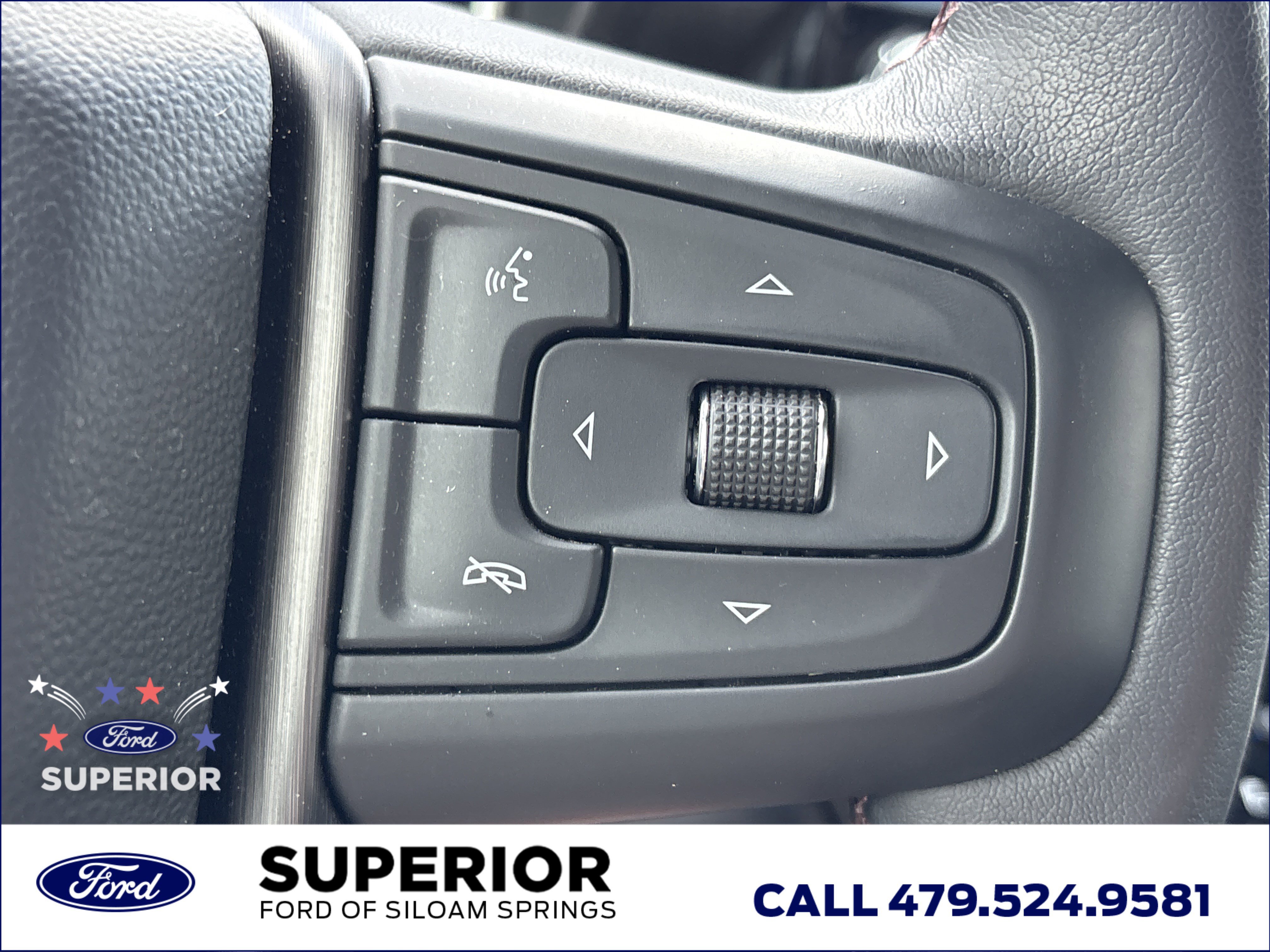 Used 2024 Summit White GMC AT4X Crew Cab 4WD image 38
