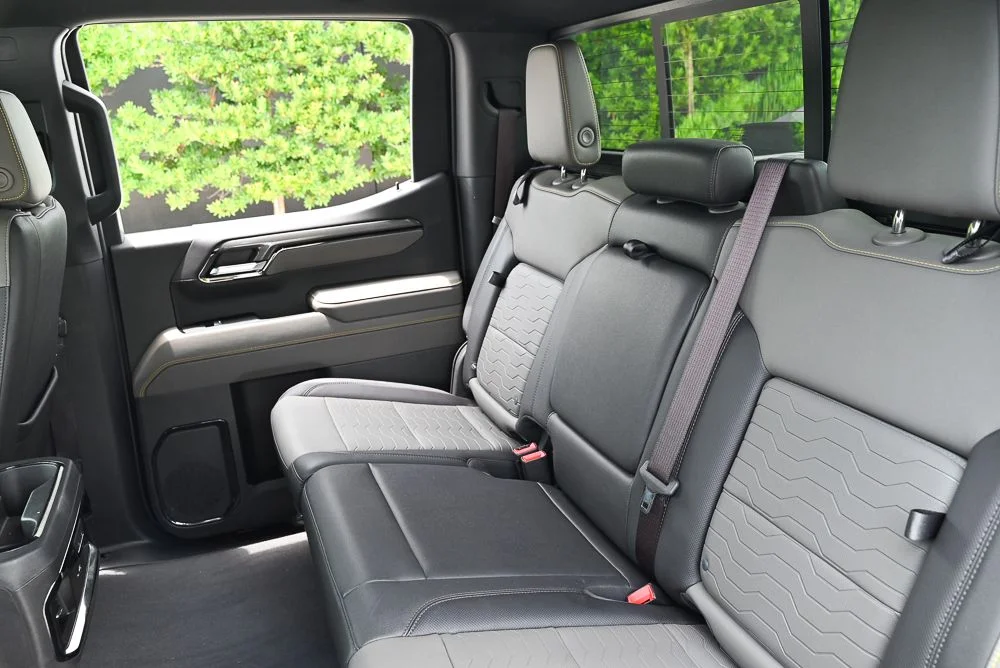 Used 2022 Blue Chevrolet ZR2 image 9