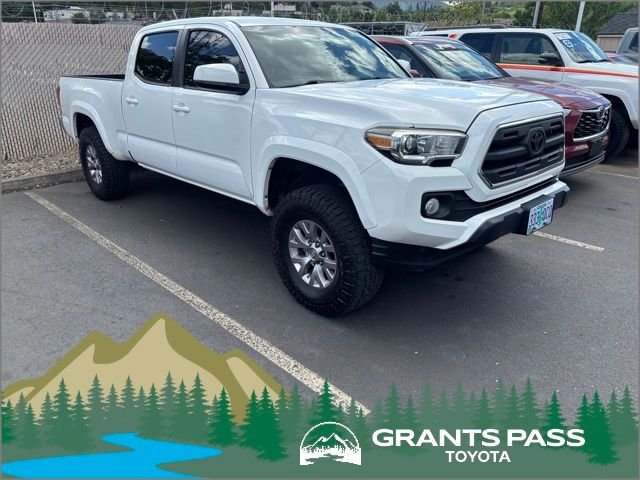2016 Toyota Tacoma's photo