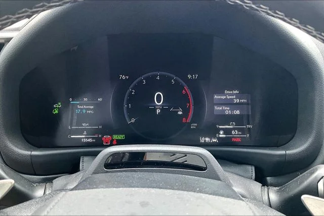 Used 2025 Green Lexus 700h Overtrail image 13