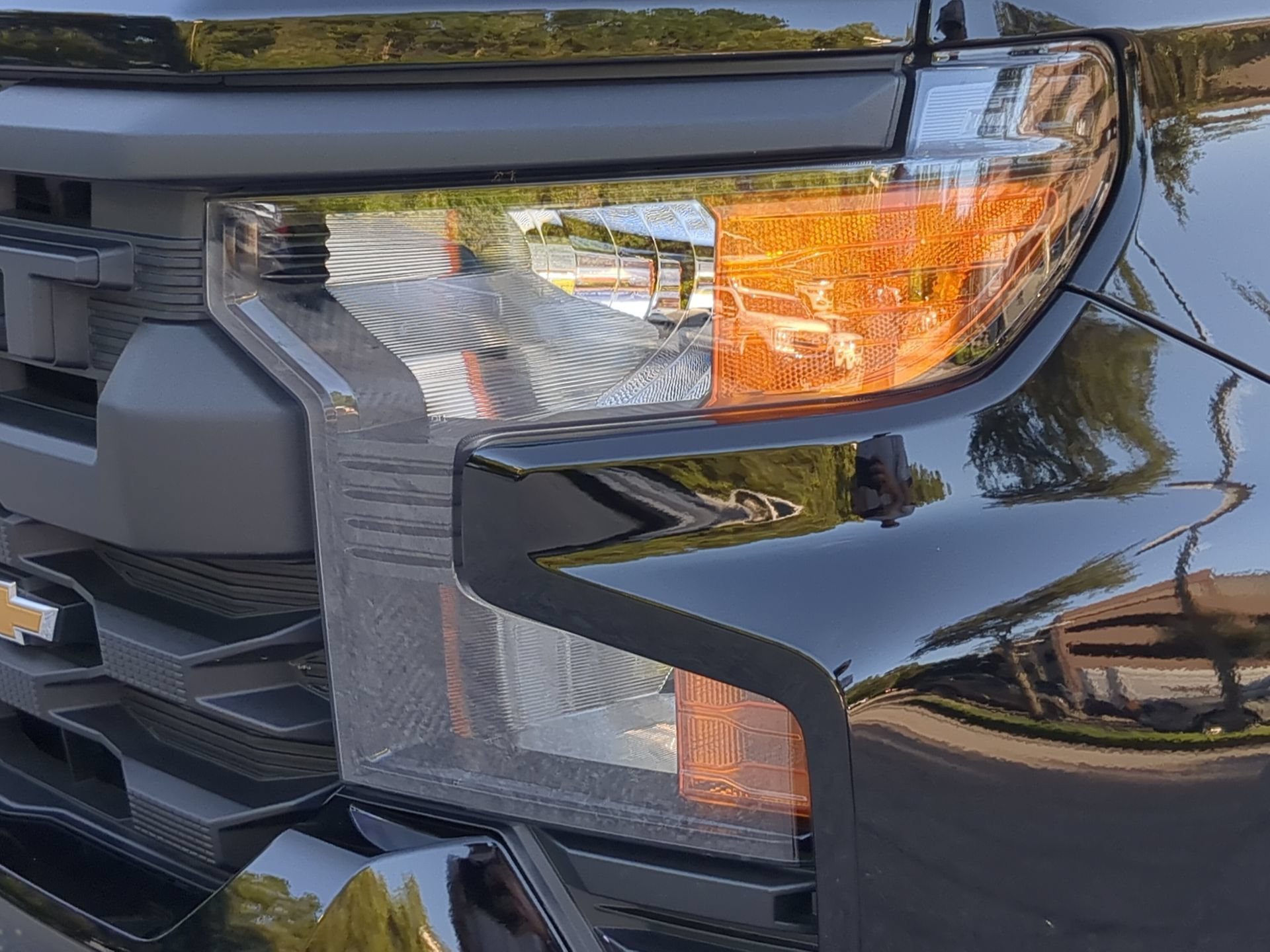 Used 2024 Black Chevrolet Custom Crew Cab Pickup image 43